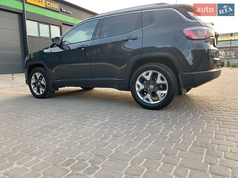 Внедорожник / Кроссовер Jeep Compass 2017 в Жовкве
