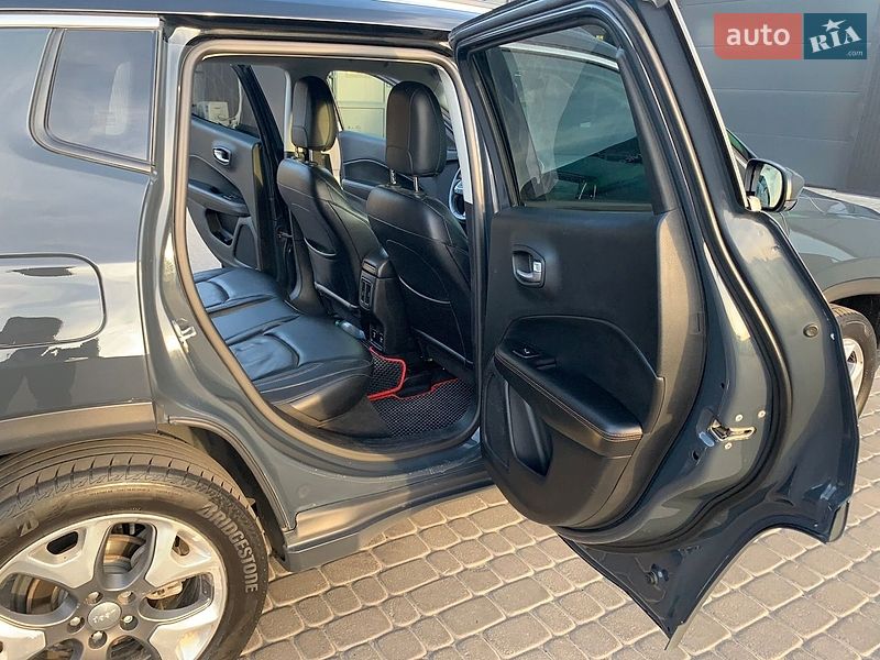 Внедорожник / Кроссовер Jeep Compass 2017 в Жовкве