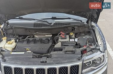 Внедорожник / Кроссовер Jeep Compass 2012 в Киеве