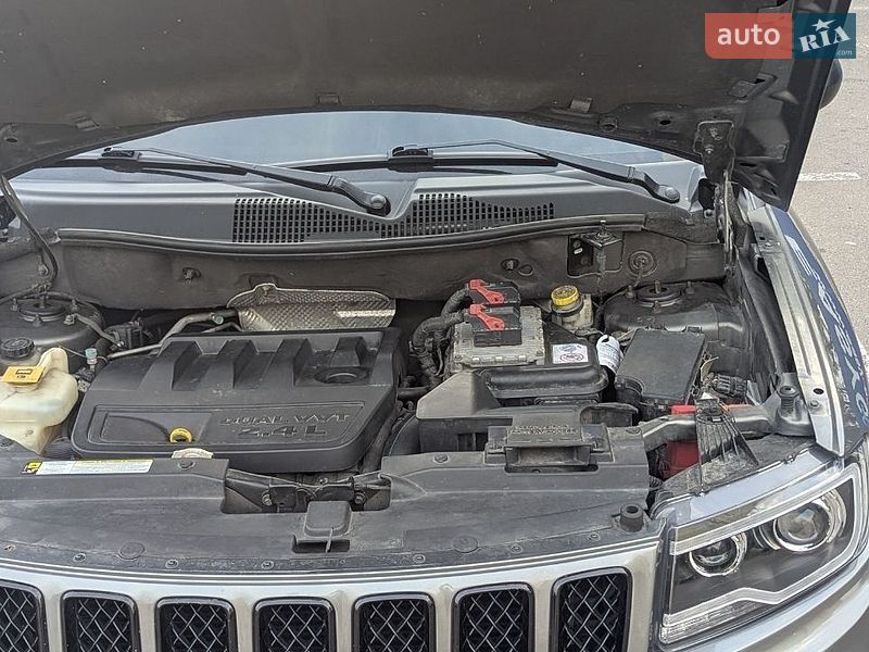 Внедорожник / Кроссовер Jeep Compass 2012 в Киеве