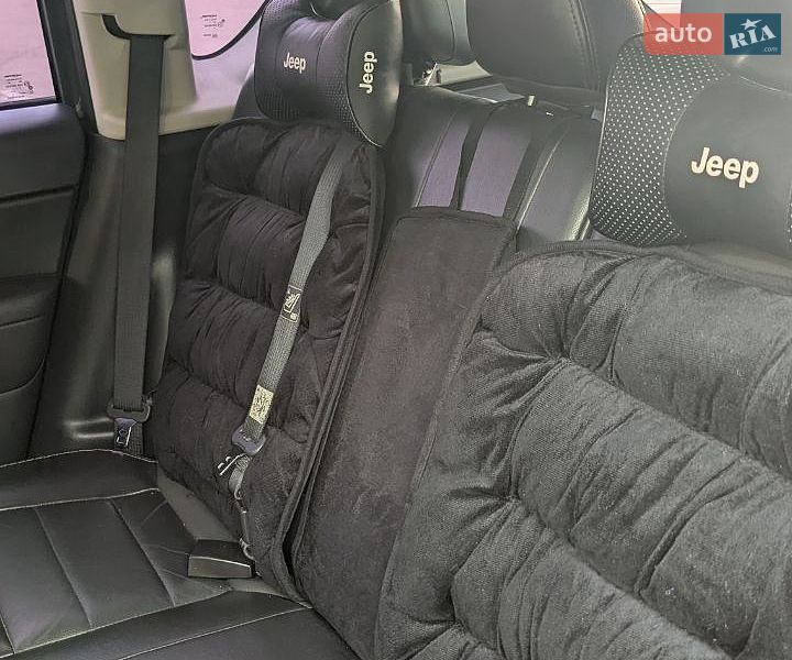 Внедорожник / Кроссовер Jeep Compass 2012 в Киеве