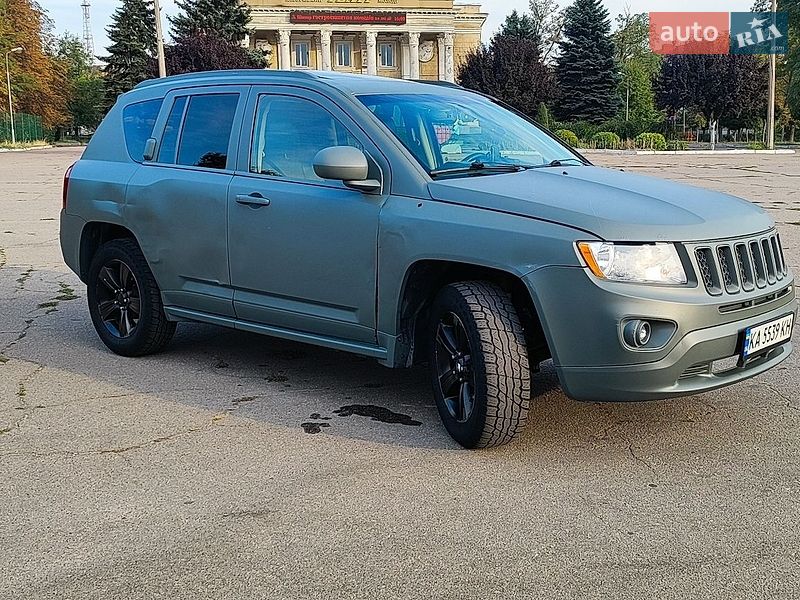 Позашляховик / Кросовер Jeep Compass 2014 в Запоріжжі