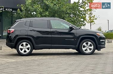 Внедорожник / Кроссовер Jeep Compass 2017 в Ровно