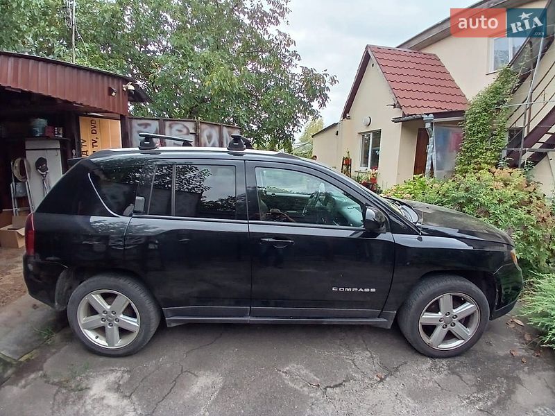 Внедорожник / Кроссовер Jeep Compass 2013 в Киеве