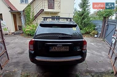 Внедорожник / Кроссовер Jeep Compass 2013 в Киеве