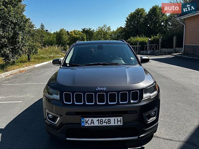 Внедорожник / Кроссовер Jeep Compass 2019 в Киеве