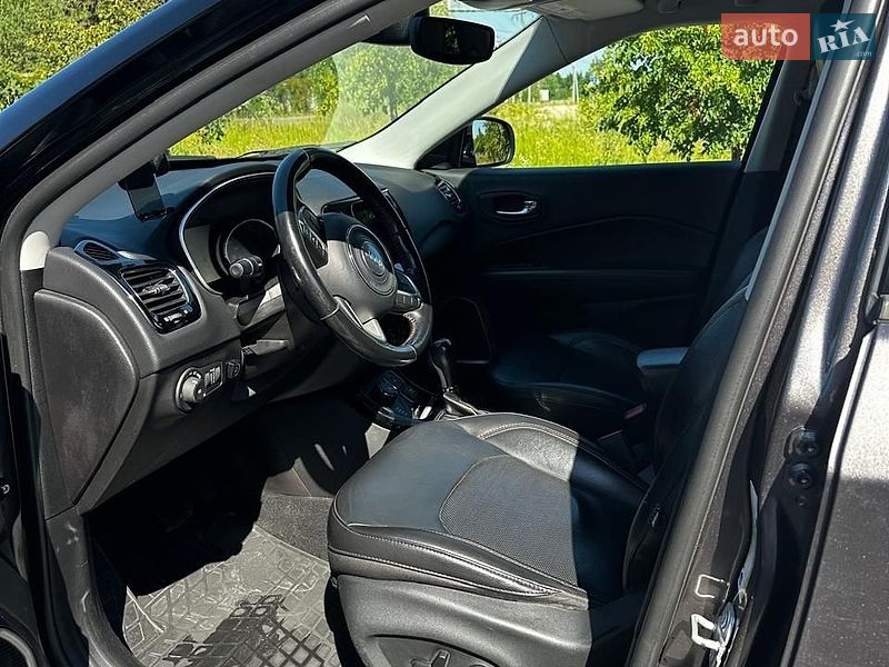 Внедорожник / Кроссовер Jeep Compass 2019 в Киеве