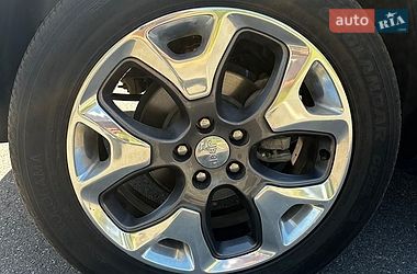 Внедорожник / Кроссовер Jeep Compass 2019 в Киеве