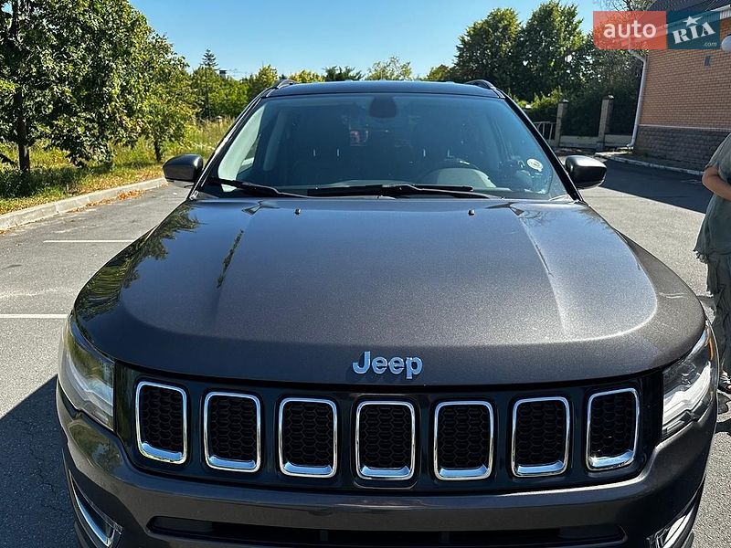 Внедорожник / Кроссовер Jeep Compass 2019 в Киеве