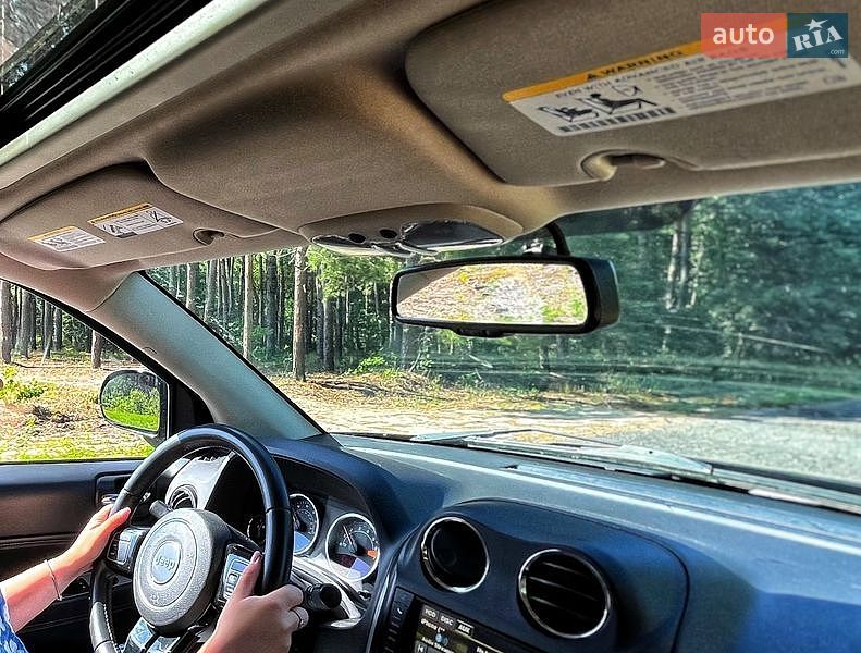 Внедорожник / Кроссовер Jeep Compass 2015 в Полтаве