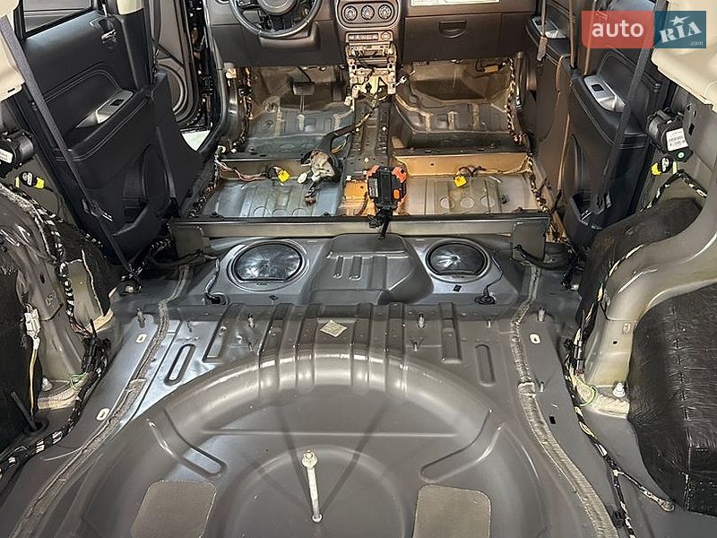 Внедорожник / Кроссовер Jeep Compass 2015 в Полтаве