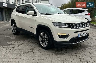 jeep compass 2017 в Жовква від про продавця Володимир jeep compass 2017 в Жовква від професійного продавця Володимир