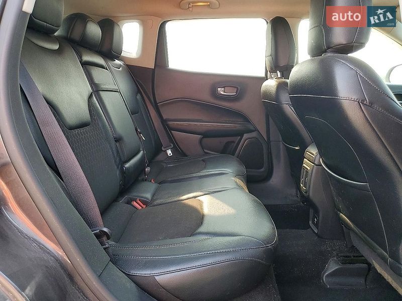 Внедорожник / Кроссовер Jeep Compass 2017 в Львове