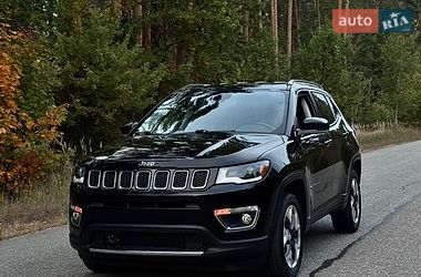 Внедорожник / Кроссовер Jeep Compass 2018 в Киеве Внедорожник / Кроссовер Jeep Compass 2018 в Киеве