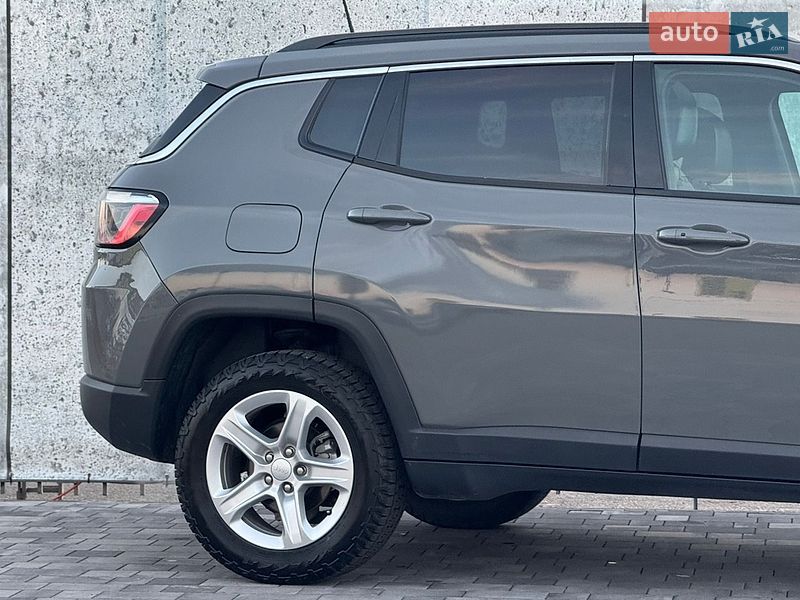 Внедорожник / Кроссовер Jeep Compass 2023 в Киеве