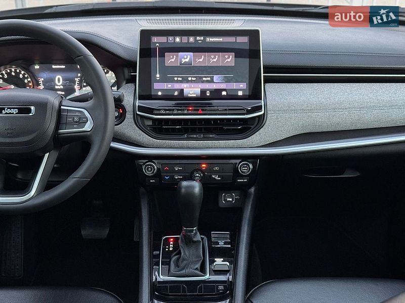 Внедорожник / Кроссовер Jeep Compass 2023 в Киеве