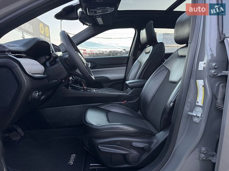 Внедорожник / Кроссовер Jeep Compass 2023 в Киеве