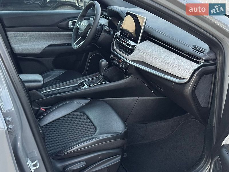 Внедорожник / Кроссовер Jeep Compass 2023 в Киеве