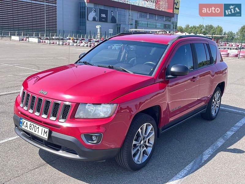 Внедорожник / Кроссовер Jeep Compass 2016 в Киеве