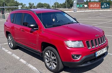 Внедорожник / Кроссовер Jeep Compass 2016 в Киеве