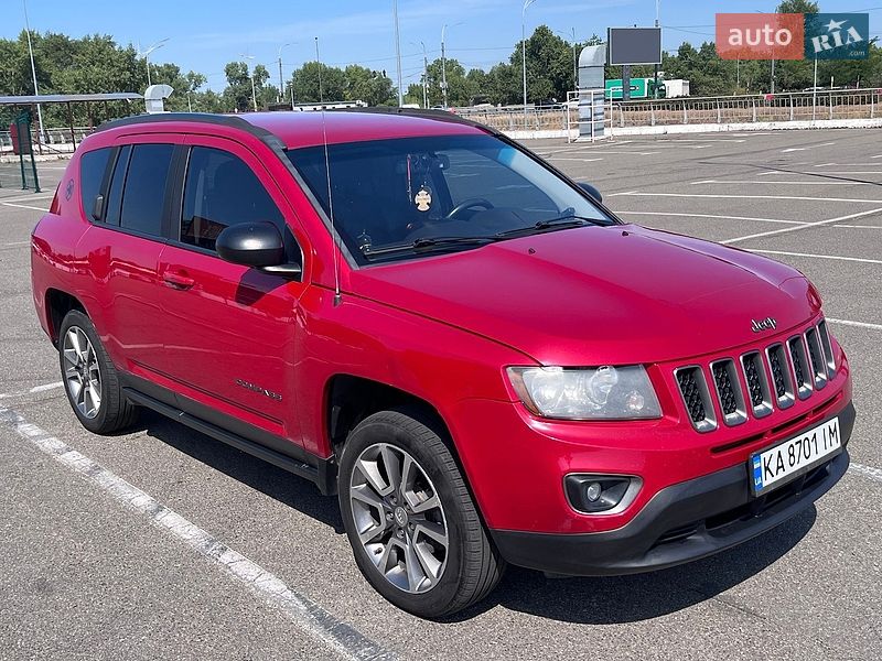 Внедорожник / Кроссовер Jeep Compass 2016 в Киеве