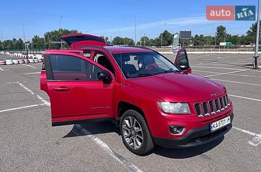 Внедорожник / Кроссовер Jeep Compass 2016 в Киеве