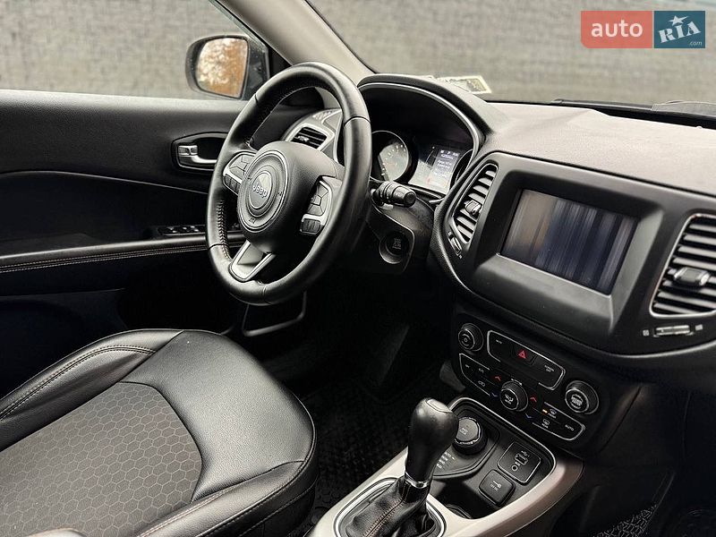 Позашляховик / Кросовер Jeep Compass 2019 в Луцьку фото 7 Позашляховик / Кросовер Jeep Compass 2019 в Луцьку