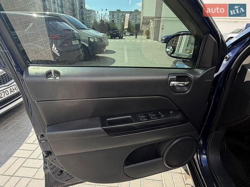 Внедорожник / Кроссовер Jeep Compass 2013 в Днепре