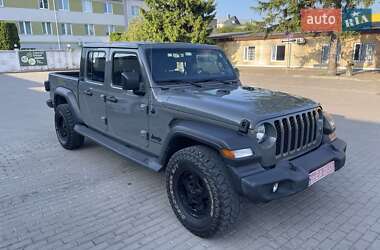 Jeep Gladiator  2021