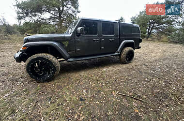 Jeep Gladiator  2021