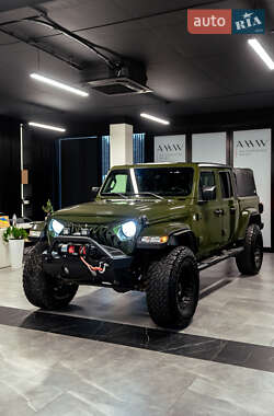 Jeep Gladiator  2021