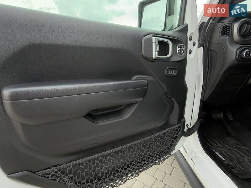 Пікап Jeep Gladiator 2021 в Львові фото 7 Пікап Jeep Gladiator 2021 в Львові