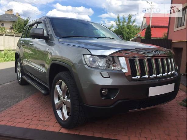 Jeep Grand Cherokee 2012 року