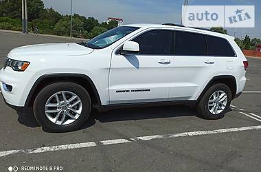 Jeep Grand Cherokee LAREDO 2016