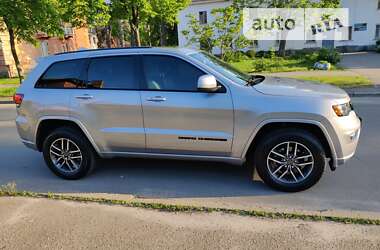 Jeep Grand Cherokee  2020