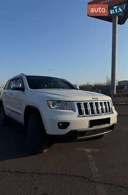Jeep Grand Cherokee  2011