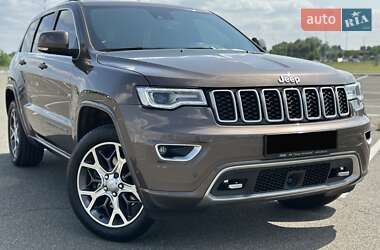 Jeep Grand Cherokee  2019