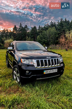Jeep Grand Cherokee  2011