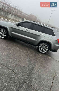 Jeep Grand Cherokee  2011