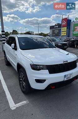 Jeep Grand Cherokee 2021