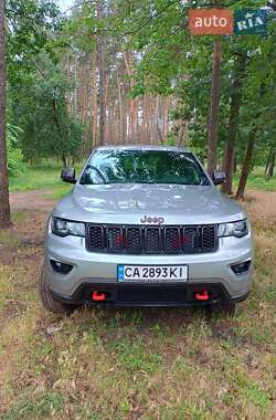 Jeep Grand Cherokee  2020