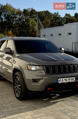 Jeep Grand Cherokee  2020