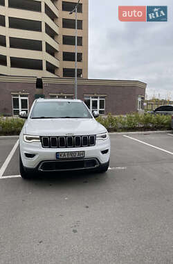 Jeep Grand Cherokee  2020