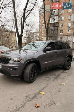 Jeep Grand Cherokee  2021
