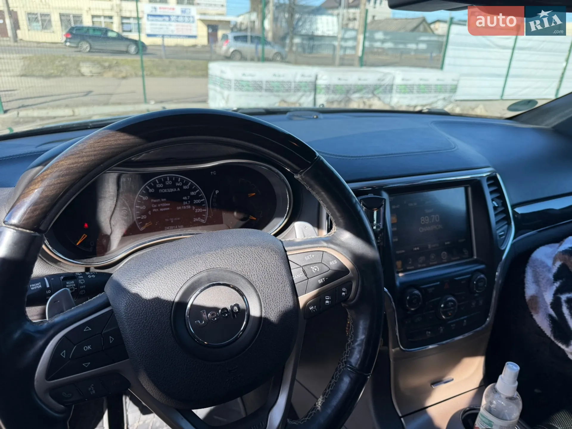 Jeep Grand Cherokee 2014 VIN 1C4RJFCM2EC338513 фото оголошення 4 з 17