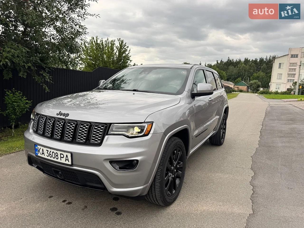 2020 Jeep Grand Cherokee - мініатюра 2