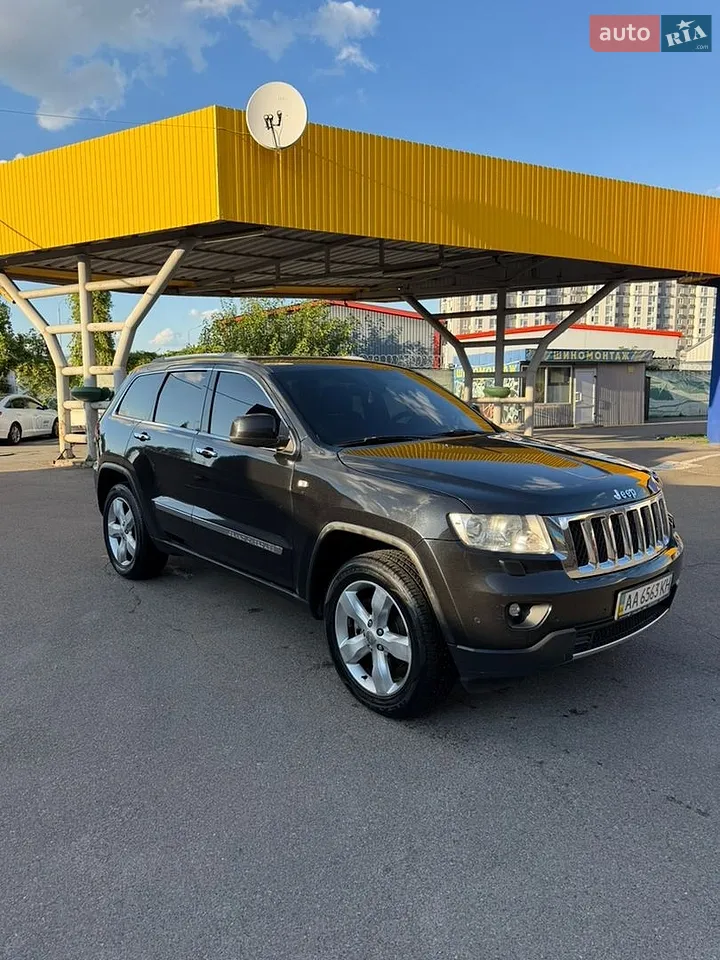 2011 Jeep Grand Cherokee - мініатюра 2