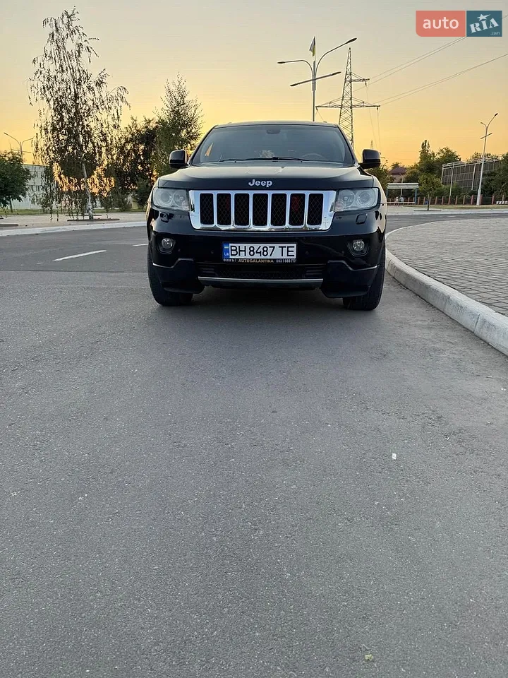 2011 Jeep Grand Cherokee - мініатюра 3