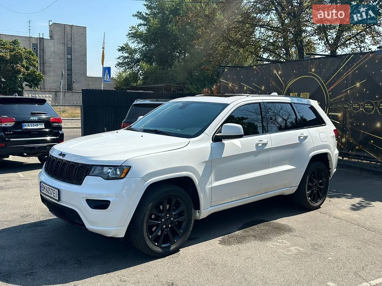 2019 Jeep Grand Cherokee - фото 1