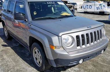 Jeep Patriot S 2014